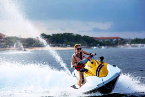 Water Sports Menjadi Best Tour in Bali yang wajib dicoba!