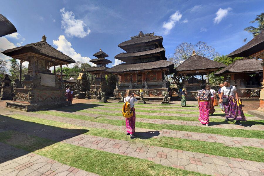 batuan temple - gianyar interesting places to visit - bali touristic