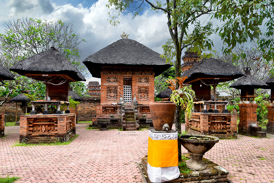 maospahit temple - denpasar interesting places to visit - bali touristic