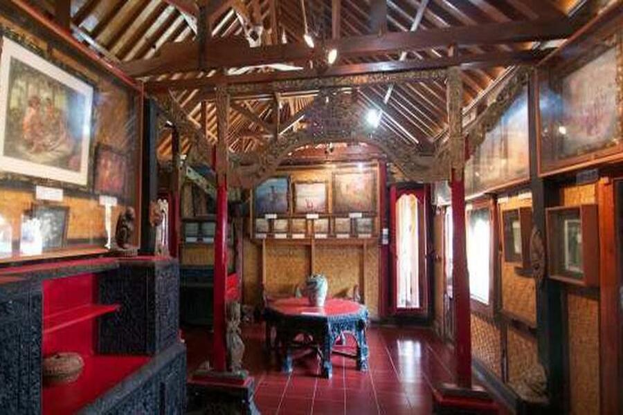 le mayuer museum - denpasar interesting places to visit - bali touristic